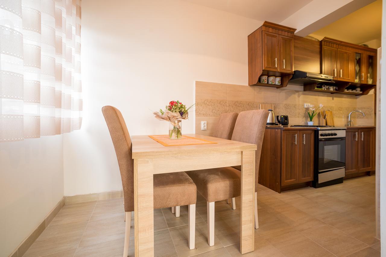 Apartman Andjela Tivat Luaran gambar